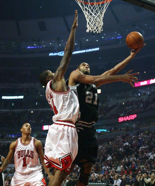 聚光灯外 聚光灯外