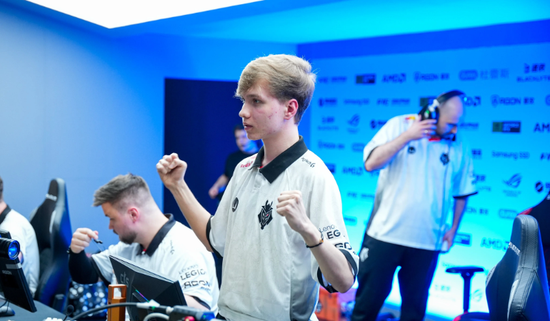 需要在中路 需要在中路